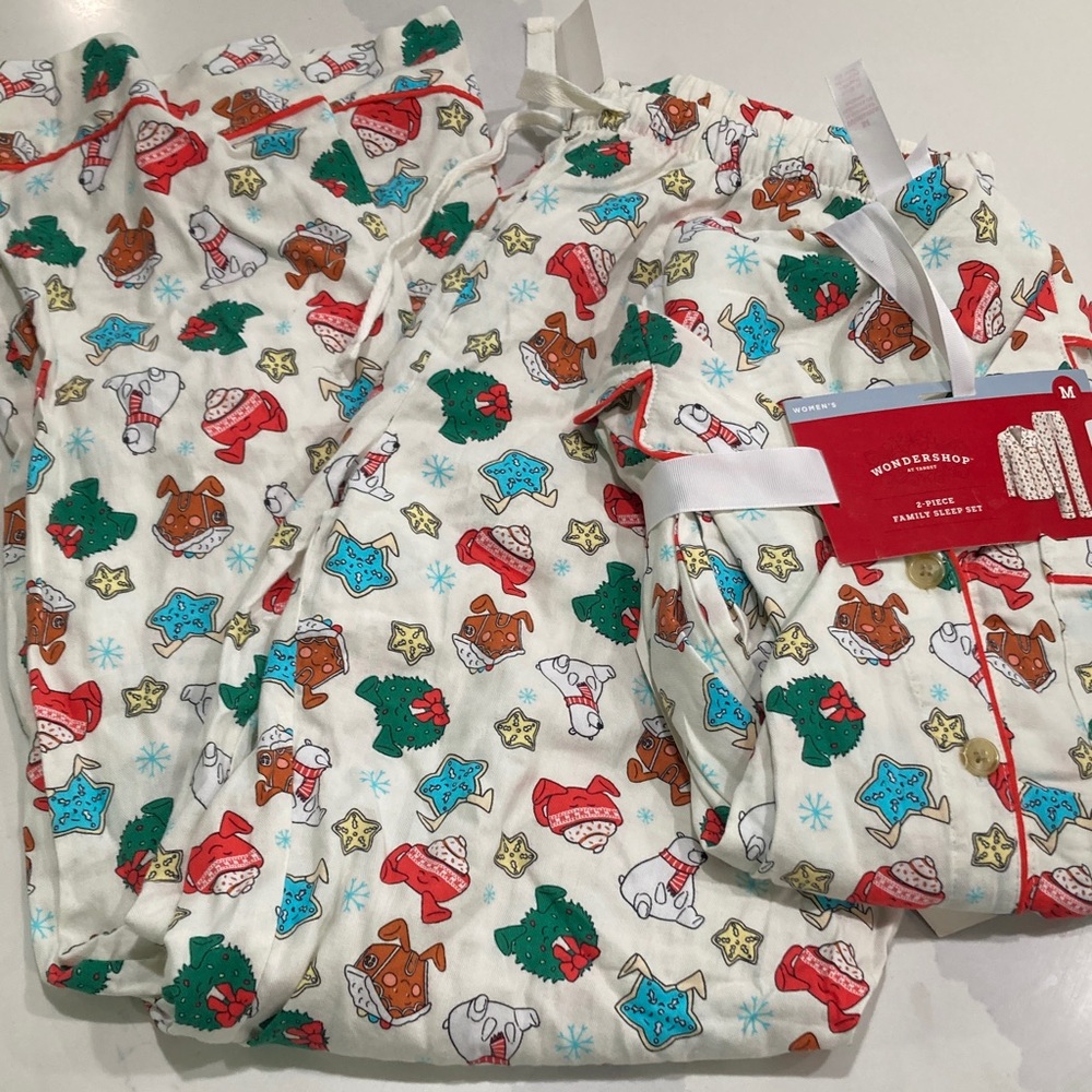 Wondershop Pajama Set Festive - Picture 3 of 3